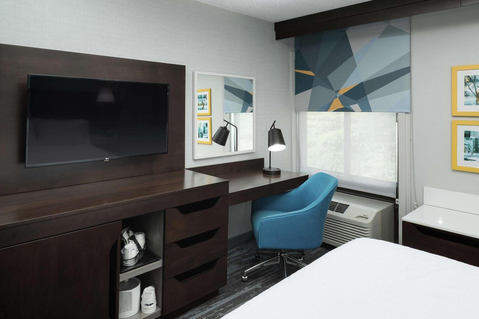 Hampton Inn Los Angeles Санта Кларита Екстериор снимка